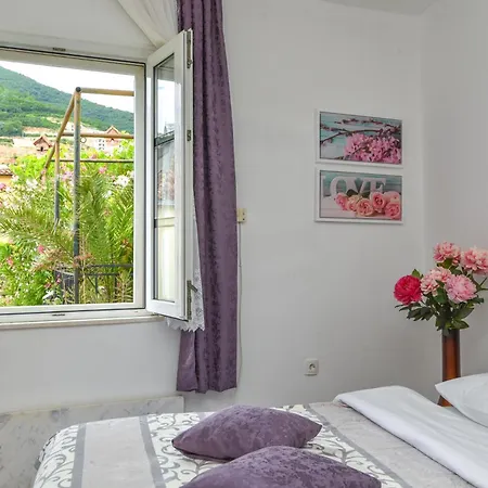 Stan Stari Grad Budva